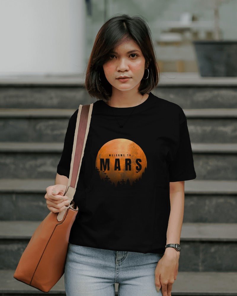 Welcome to Moon Graphic Tees